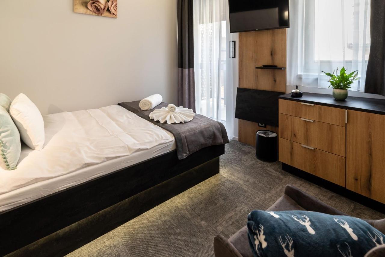 Arany Apartman Miskolc Esterno foto
