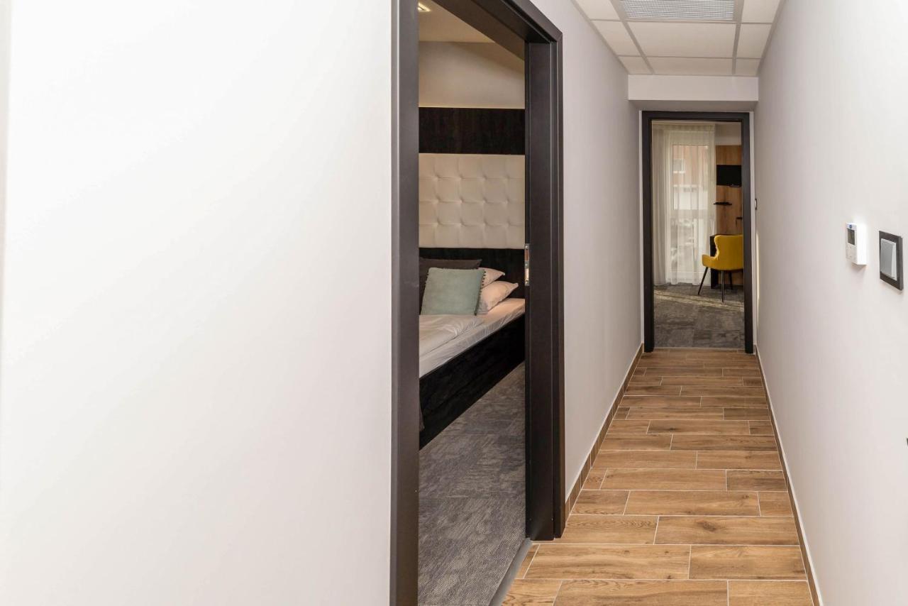 Arany Apartman Miskolc Esterno foto